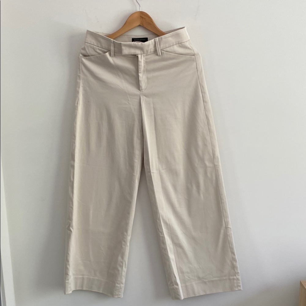 Banana Republic Cream Chinos High-Waisted Wide-Leg
